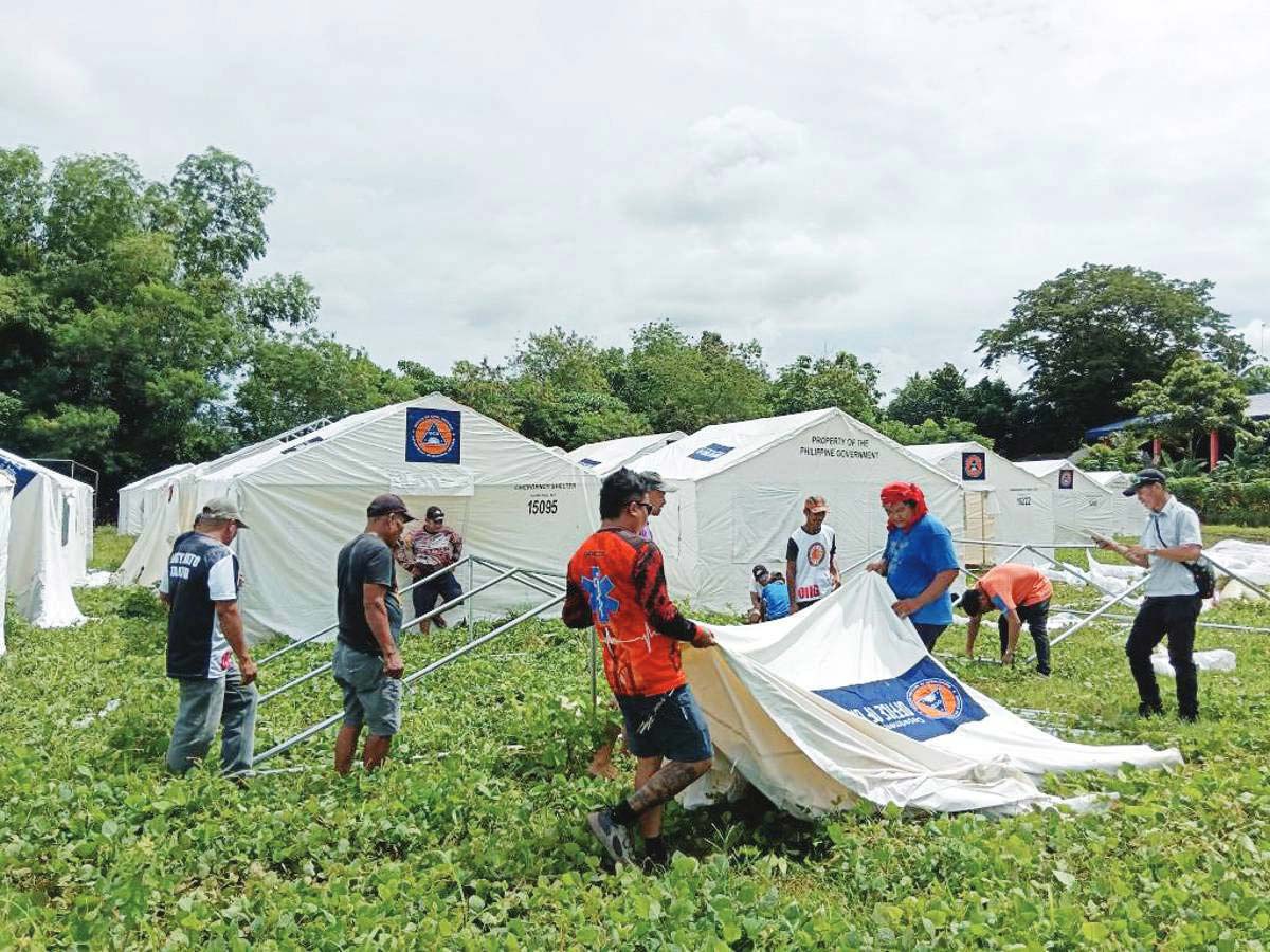 OCD sets up more tents for Kanlaon evacuees