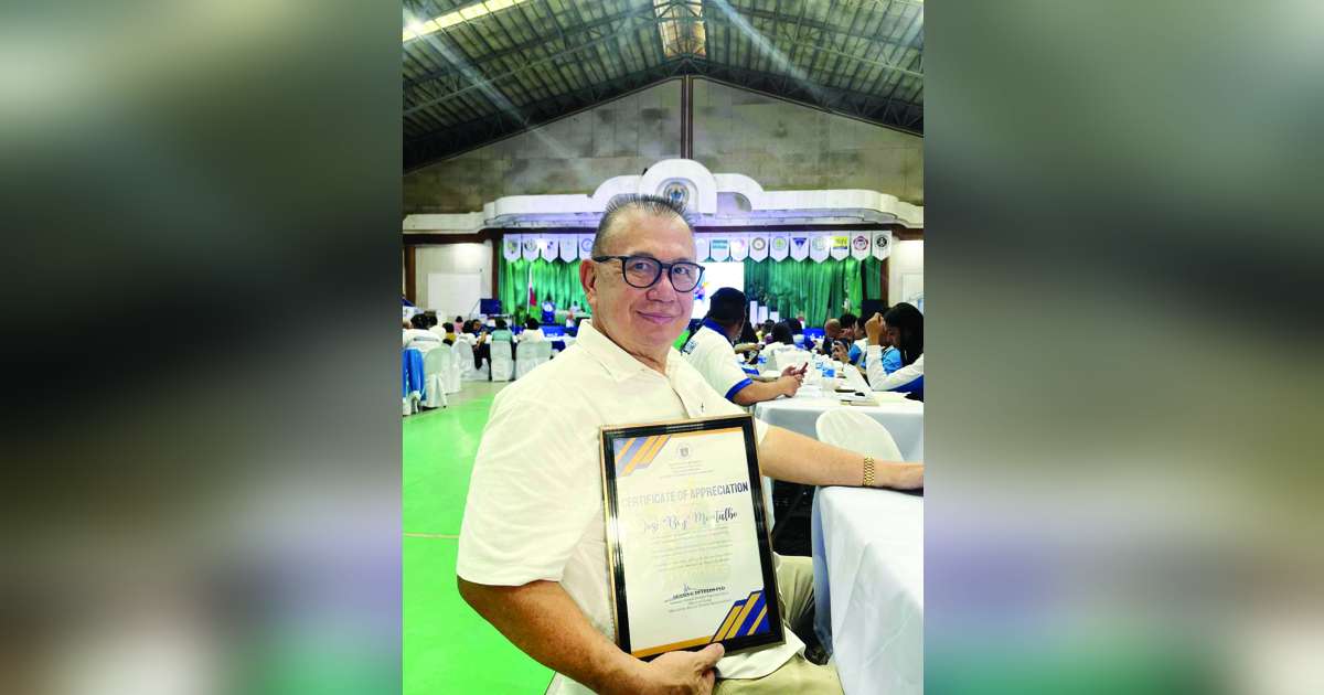 Tay Tung manager Montalbo honored by DepEd-Bacolod
