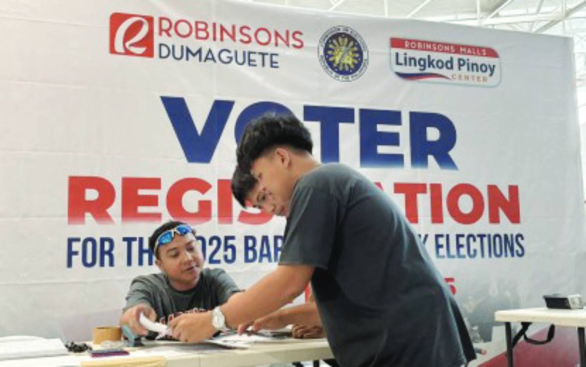 Comelec suspends BSKE preps pending SC ruling
