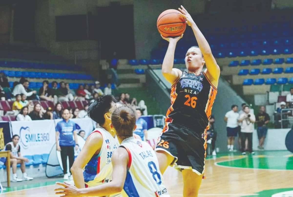 Tantoy Ferrer of Discovery-Rizal in action against San Juan in the 2025 Women’s Maharlika Pilipinas Basketball League regular season on Sunday, August 17, 2025 at the Olivarez Gym in Tagaytay. (WMPBL handout)