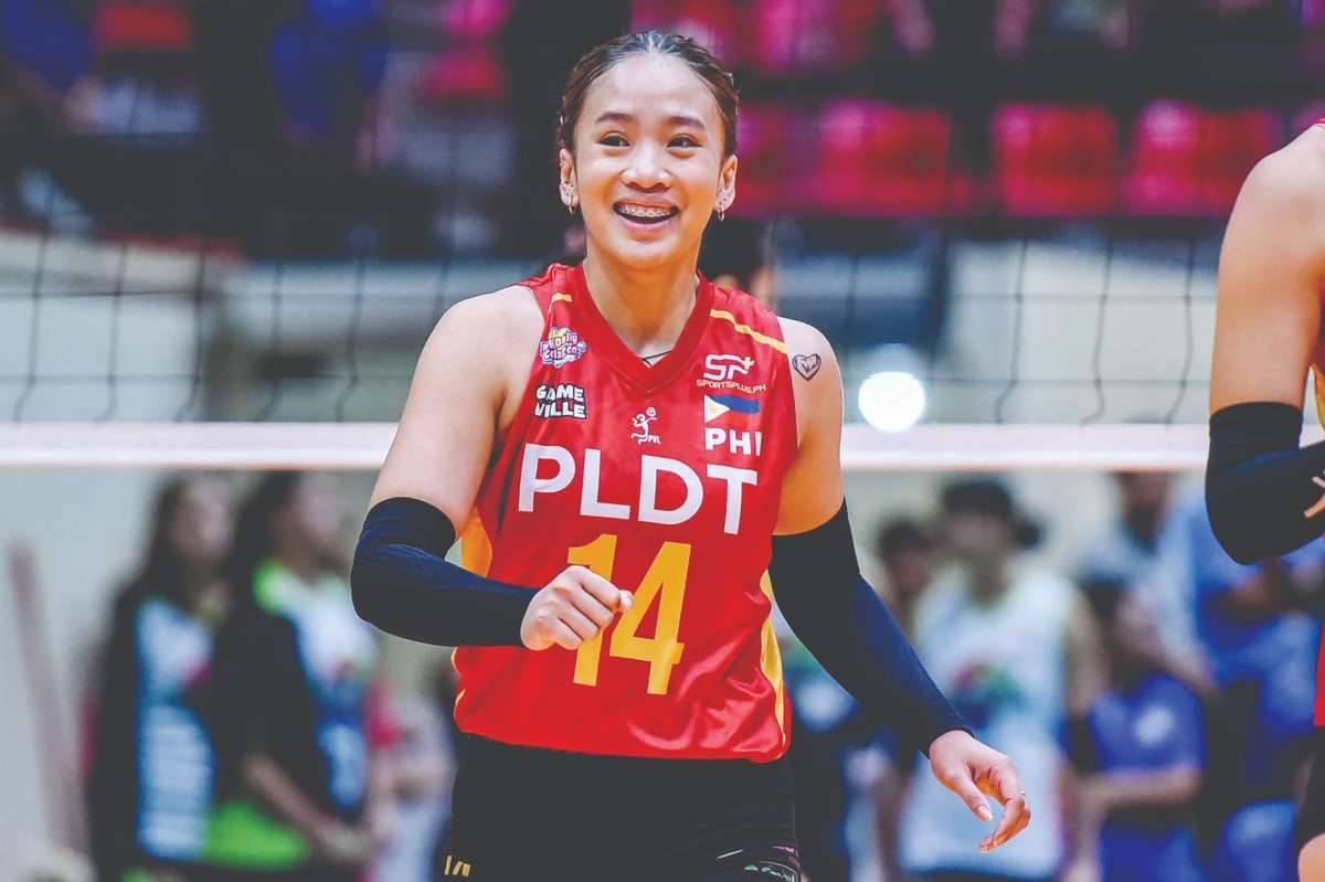 Negrense Kiesha Bedonia came through with timely hits in the fifth set to end up with a total of six markers, helping the PLDT High Speed Hitters to their first-ever PVL On Tour crown. (PVL photo)