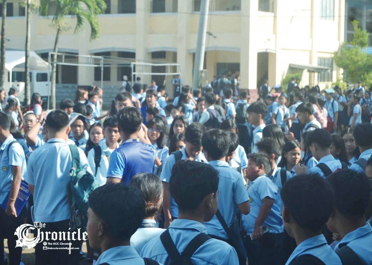 Students of Kabankalan Catholic College in Negros Occidental’s Kabankalan City evacuated to designated open areas as a precautionary measure following the 5.1 magnitude earthquake that struck nearby Sipalay City at 8:04 a.m. yesterday, October 7, 2025. Morning classes were also dismissed. A disaster risk reduction and management team from the city government inspected the campus premises to ensure the safety of students, teachers and other personnel. (Jhellen Kaye Magao / KCC Chronicle photo)