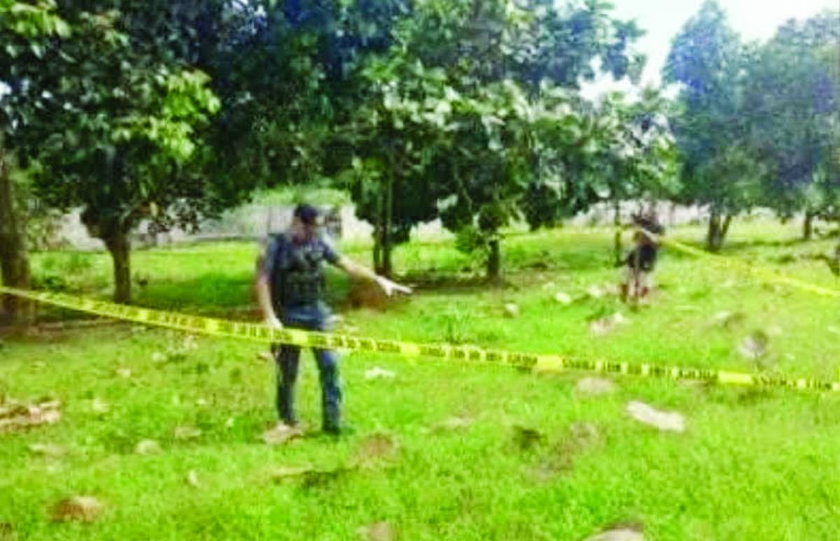 Three unidentified gunmen arrived and shot the victim, who was tending to his fighting cocks, from behind, police say. (PRO-NIR photo)