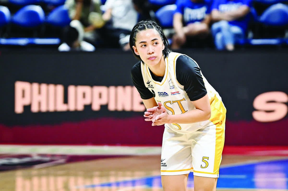 Pastrana stars as UST mauls NU