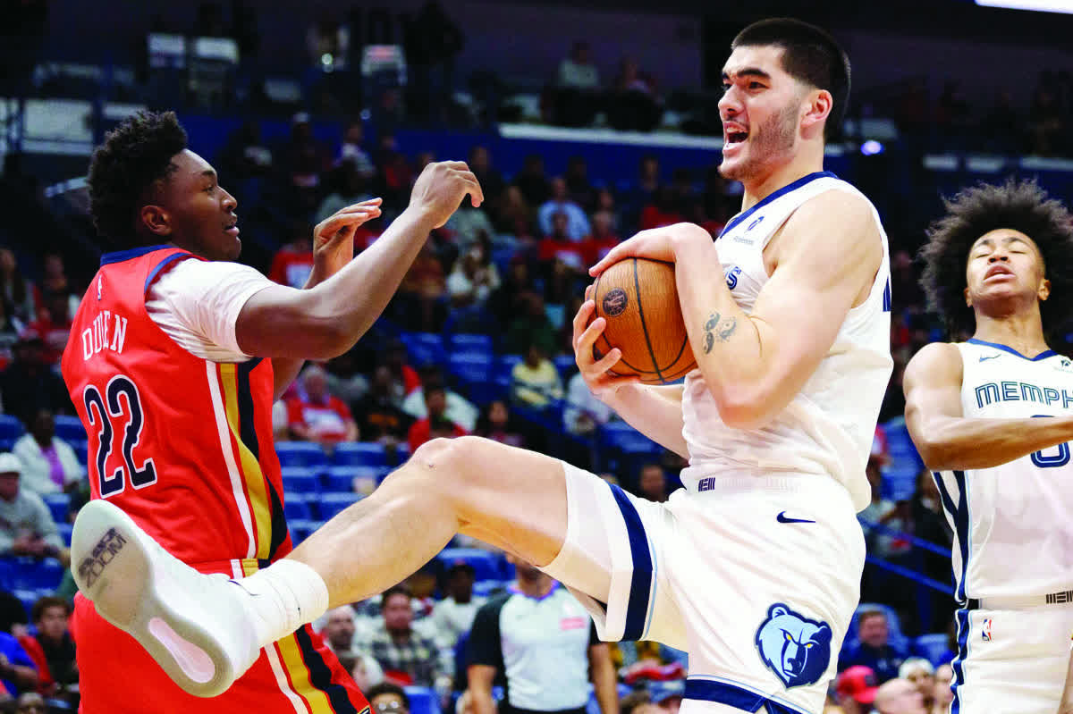 Edey-led Grizzlies outlast Pelicans in OT