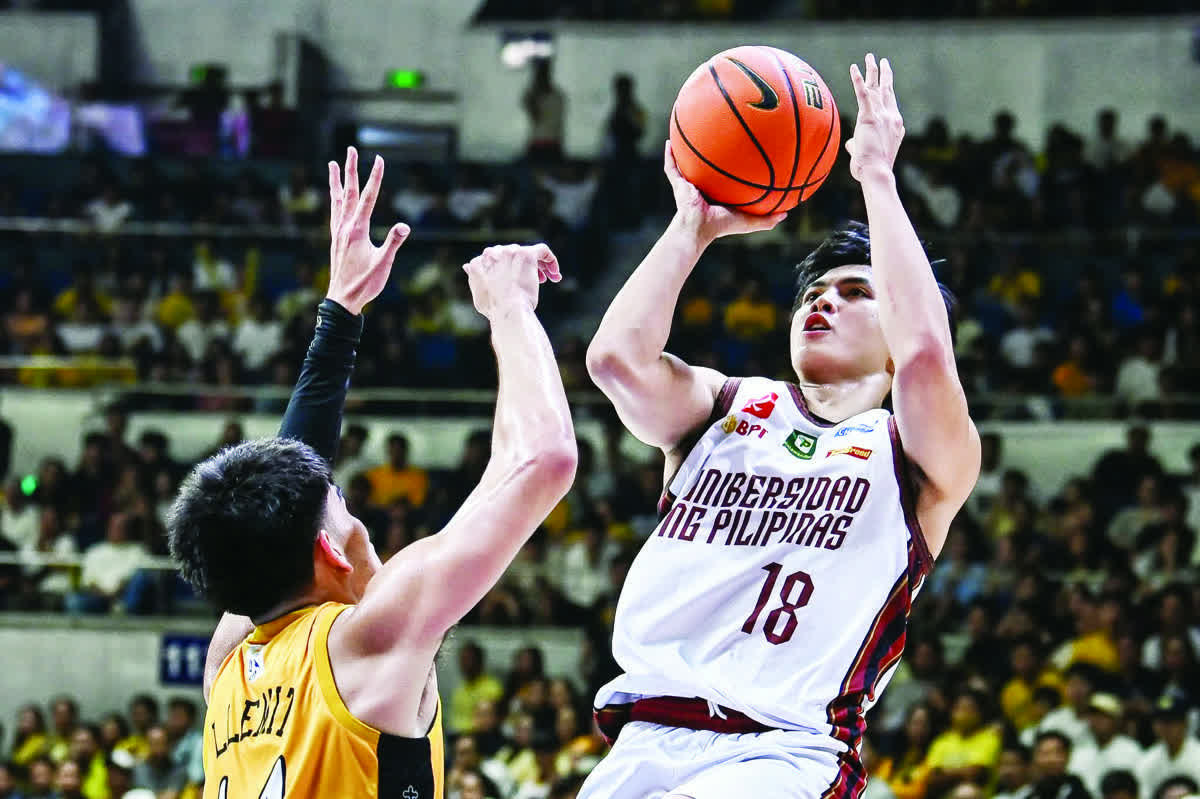 Negrense Harold Alarcon powered the University of the Philippines Fighting Maroons with a game-high 22 points, showcasing composure at the stripe with a 10-of-12 free throw clip, in a tense Final 4 duel of the UAAP Season 88 men’s basketball finals. (UAAP photo) 