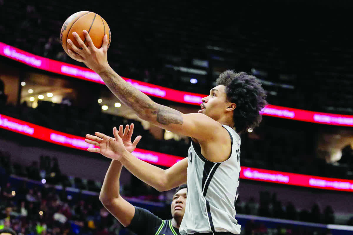 Harper’s late jumper lifts Spurs past Pelicans