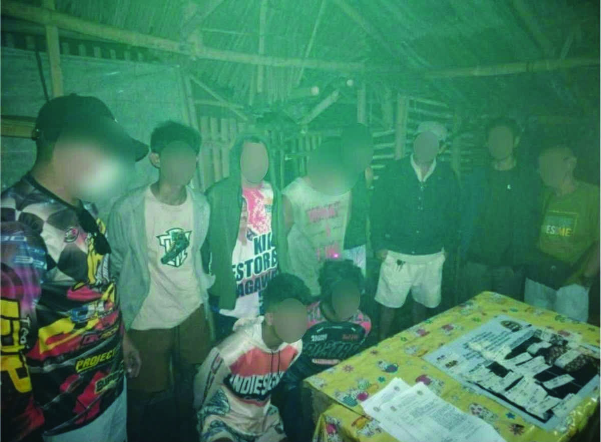 Six individuals were arrested in a drug buy-bust operation at Barangay Nanca in Negros Occidental’s E.B. Magalona town on Wednesday afternoon, January 14, 2025. Authorities recovered approximately 140 grams of suspected shabu worth P952,000. (Contributed photo)