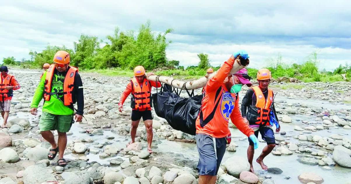 Authorities recovered the remains of a 33-year-old man after he was swept away by strong river currents in Negros Occidental’s Moises Padilla town. (Moises Padilla MDRRMO photo)