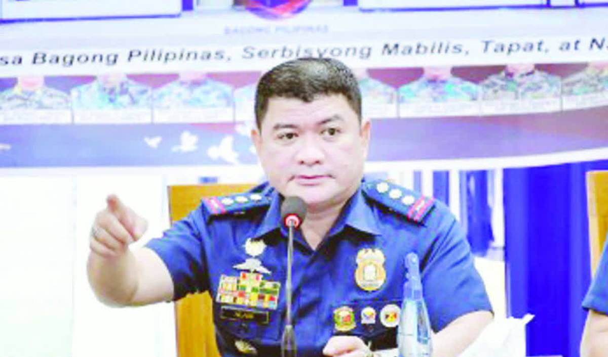 Colonel Timmar Alam, newly-installed officer-in-charge police director of Negros Oriental, gives instructions during his first command conference with police chiefs and unit commanders on Monday, February 2, 2026, at the Negros Oriental Police Provincial Office in Sibulan town. Alam highlighted his three key priorities, including intensified anti-illegal drug campaigns. (Negros Oriental Police Provincial Office / Facebook photo)