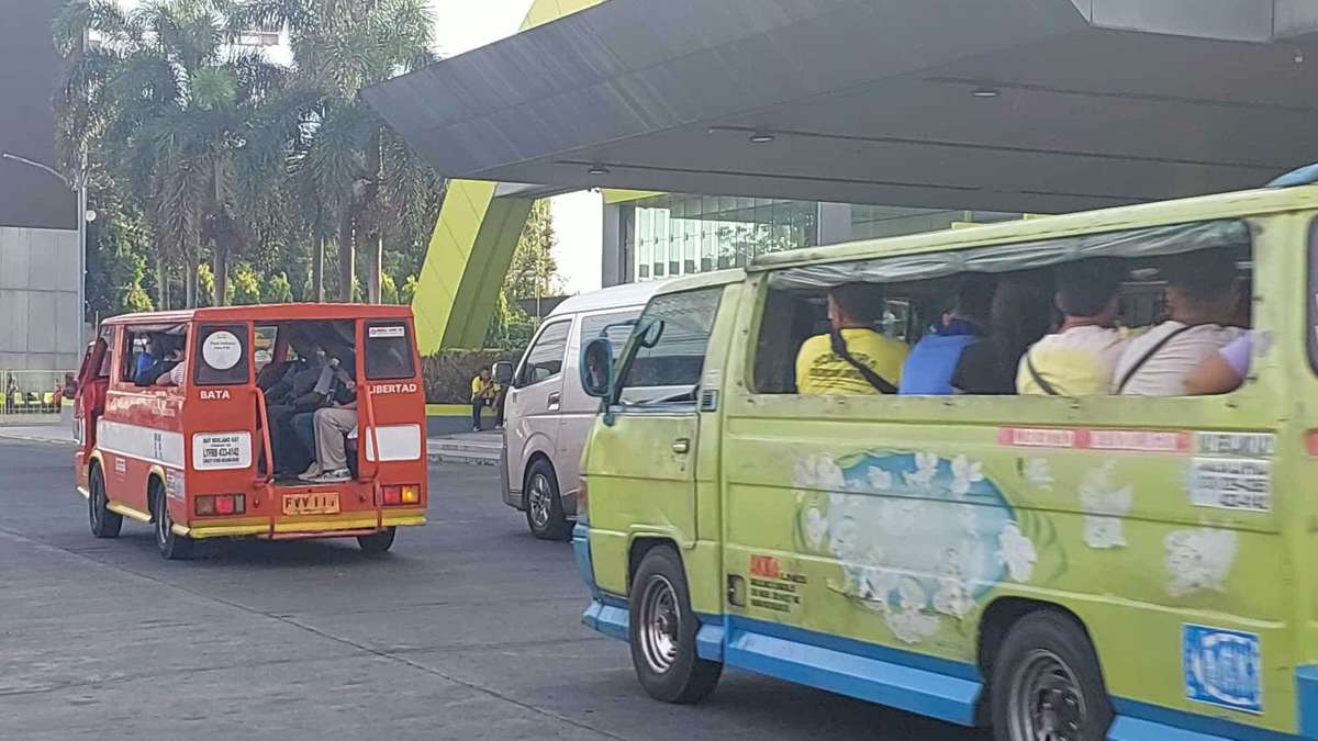 Diversion tactic | Group slams delayed fare hike, wants higher wages