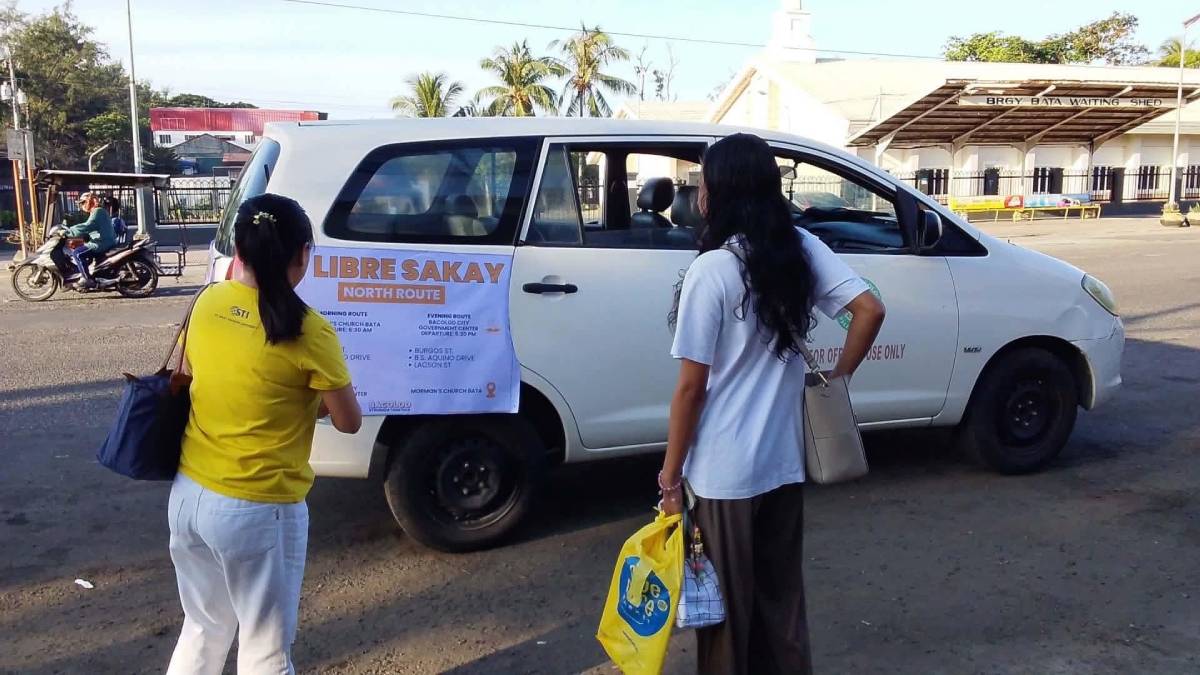 The Bacolod City government deployed “libre sakay” services in response to the transport strike by members of the transport sector yesterday, April 15, 2026. (Bacolod PIO photo)