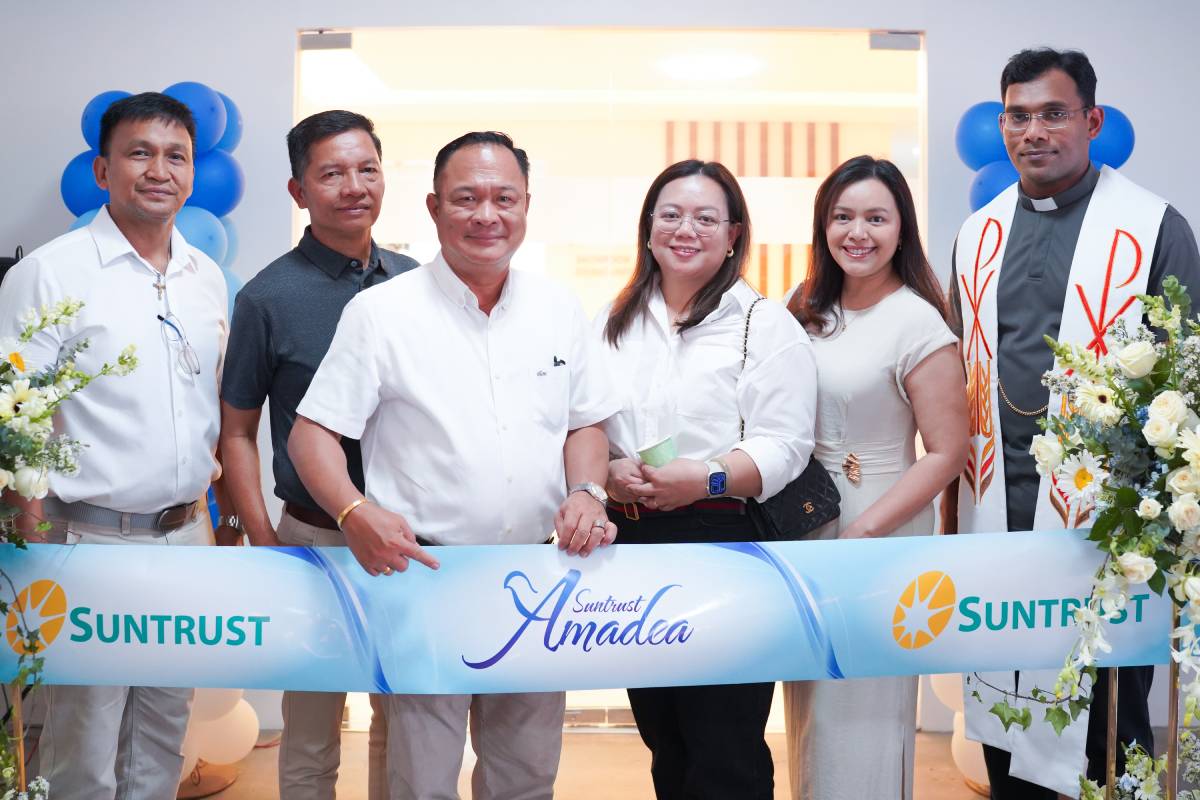 Suntrust Executives, sales leader, and partners