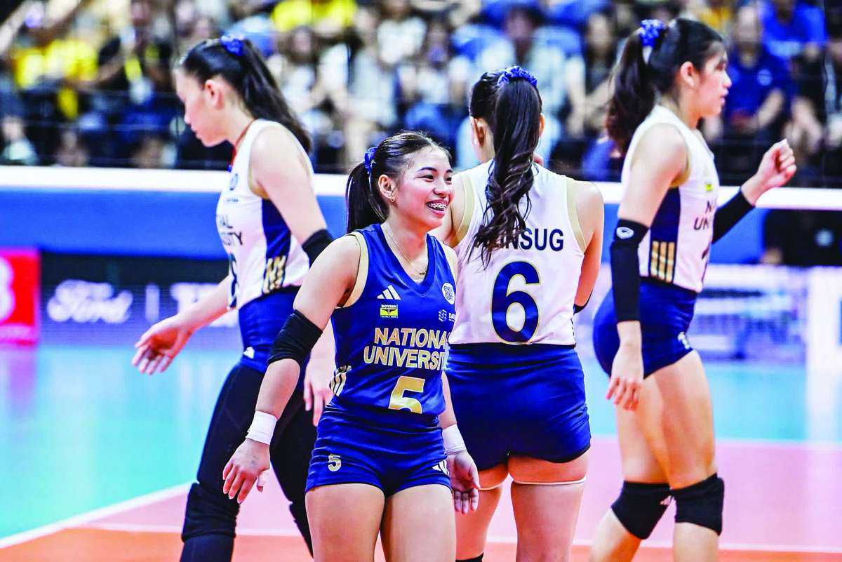 Shaira Jardio anchored the National University Lady Bulldogs' floor defense in two grueling five-set matches that helped them secure a key position entering the stepladder phase. (UAAP photo)