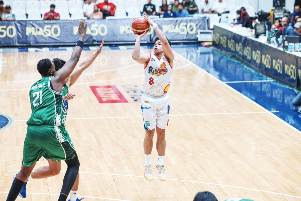 RAIN OR SHINE ELASTO PAINTERS’ ANTON ASISTIO (PBA Media photo)