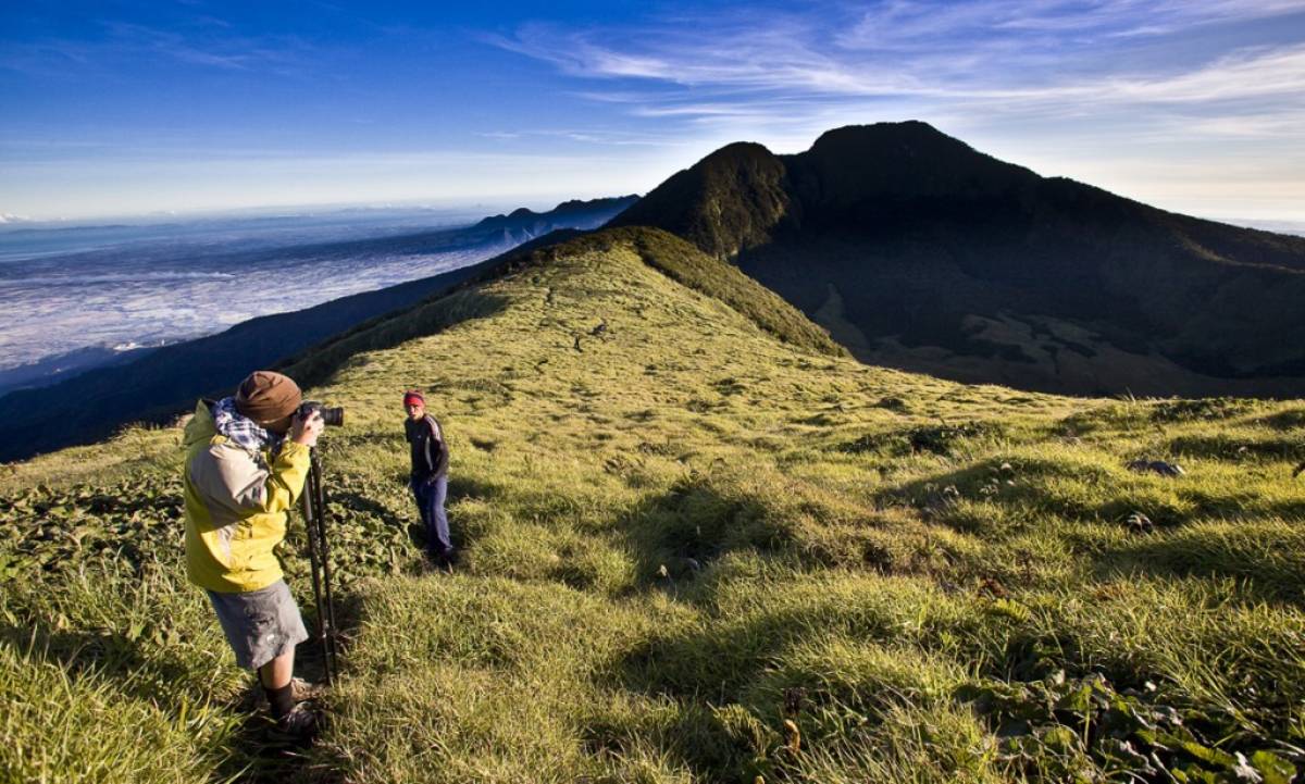 Quieter than usual: Rising fuel prices dampen Holy Week travel