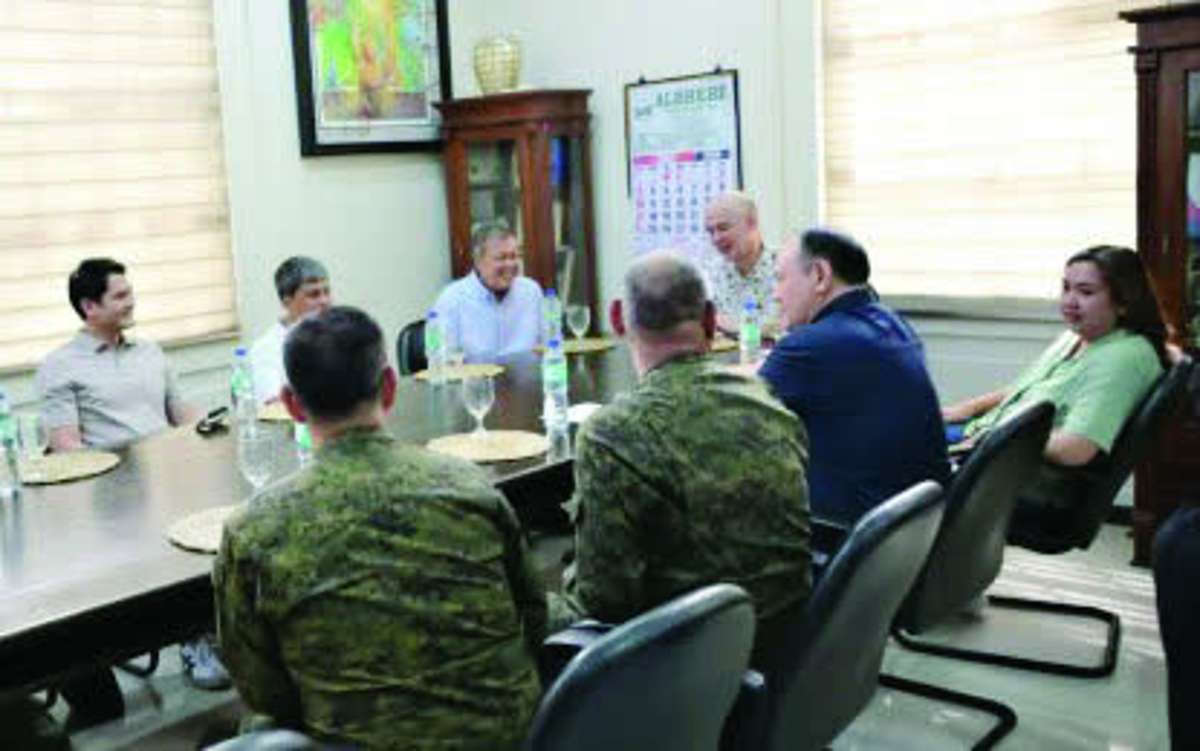 Negros Occidental Governor Eugenio Jose Lacson meets with Defense Secretary Gilberto Teodoro, Jr. and ranking Philippine Army officials at the Provincial Capitol in Bacolod City on Saturday, May 23, 2026. They are joined by Negrense lawmakers Mercedes Alvarez and Javier Miguel Benitez. (Negros Occidental PIO photo)