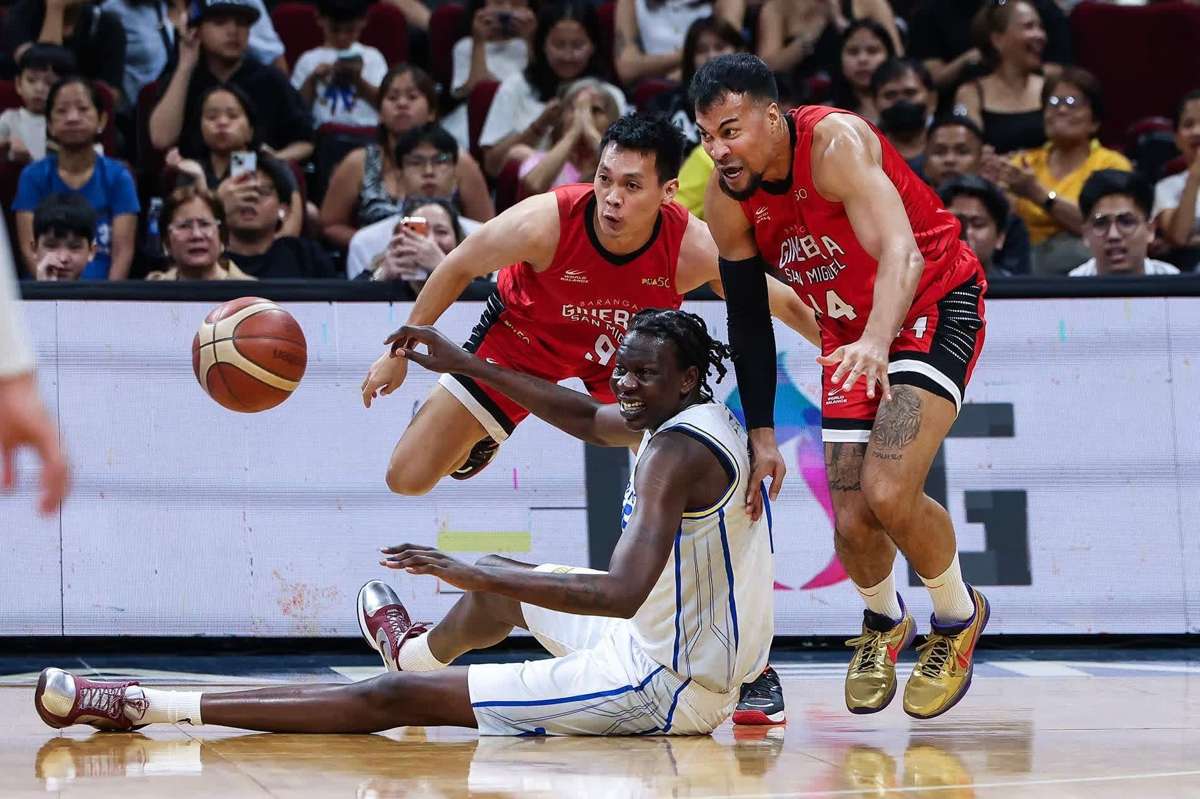 Barangay Ginebra San Miguel Kings’ Scottie Thompson and Stephen Holt against TNT Tropang 5G’s Bol Bol in the PBA Season 50 Commissioner’s Cup. (PBA Images)