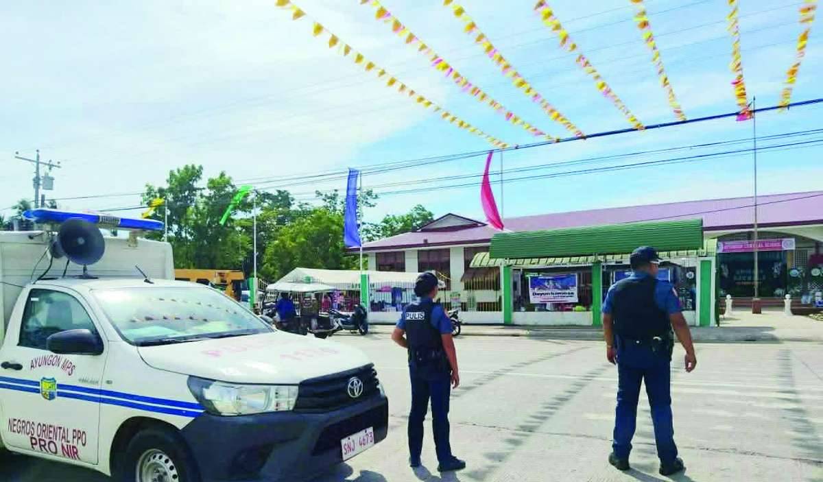 Police personnel will be strategically stationed near public and private schools and other thoroughfares to secure the opening of classes today, June 8, 2026. (PRO-NIR / File photo)