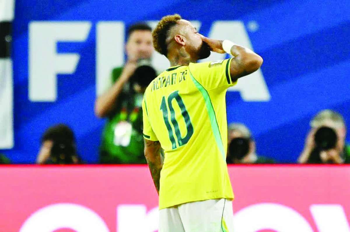Brazil's forward Neymar blows a kiss after winning the 2026 World Cup Group C football match between Scotland and Brazil at the Miami Stadium in Miami Gardens. (Chandan Khanna / AFP photo)
