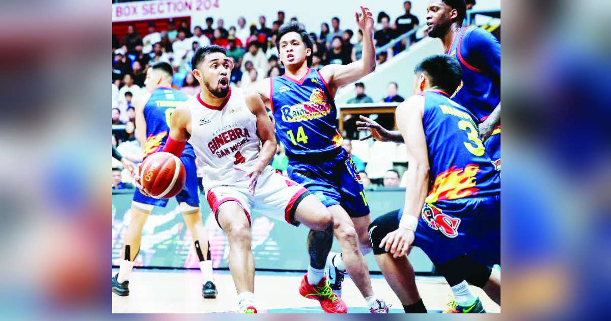 Barangay Ginebra San Miguel Kings gunner RJ Abarrientos against Rain or Shine Elasto Painters guard Andrei Caracut in Game 6 of the PBA Season 50 Commissioner’s Cup finals. (PBA Images)