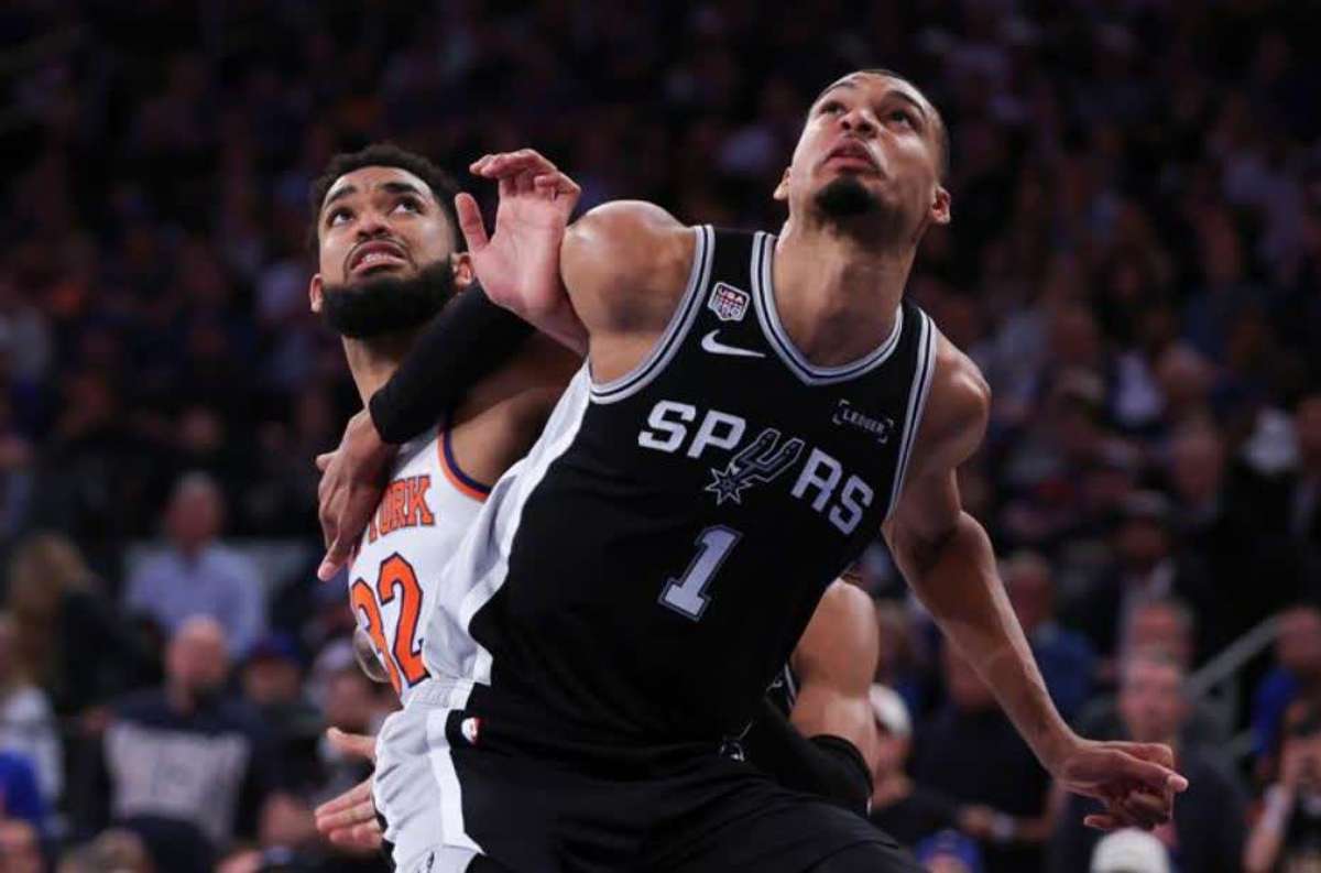 Wemby pours in 32 as Spurs edge Knicks
