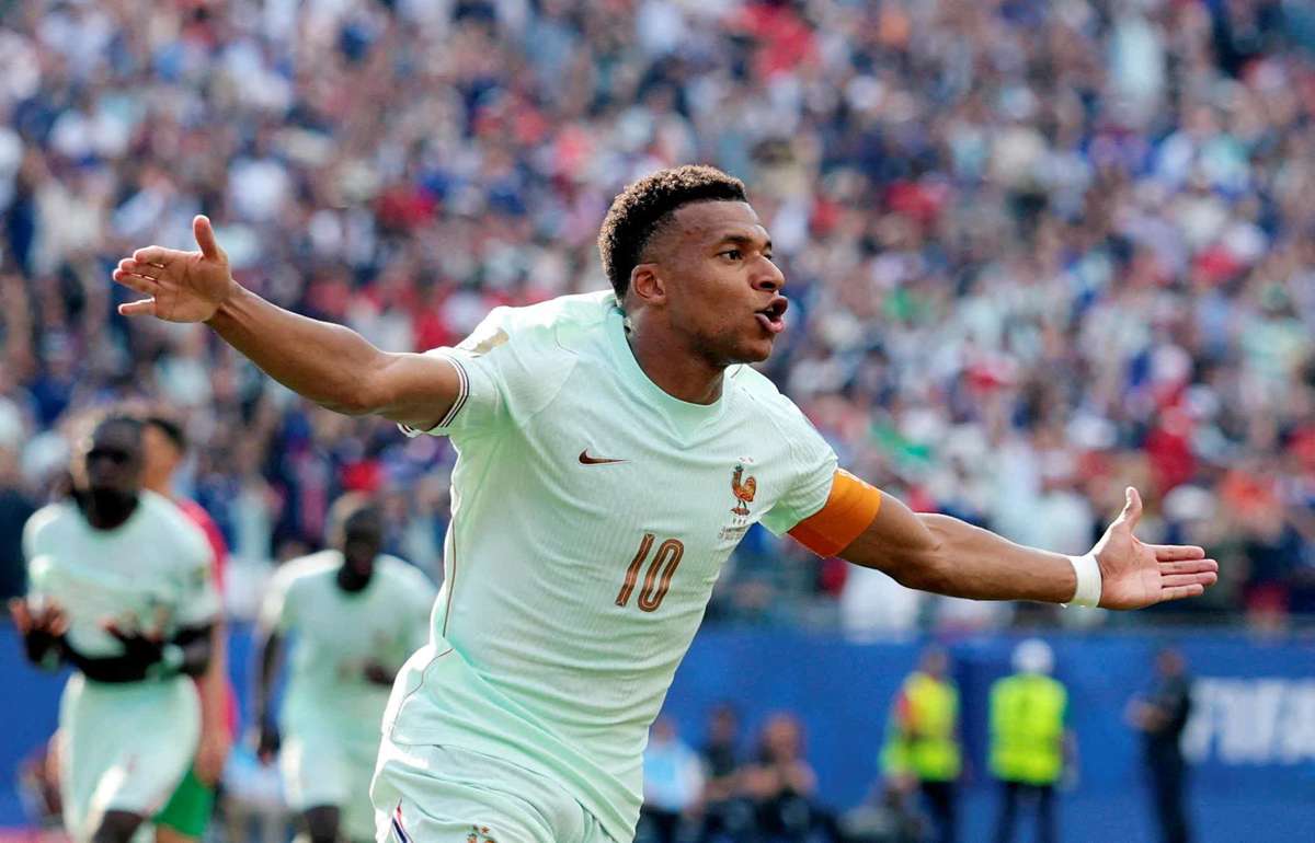 France's Kylian Mbappe celebrates scoring their first goal. (Brian Snyder / Reuters photo)