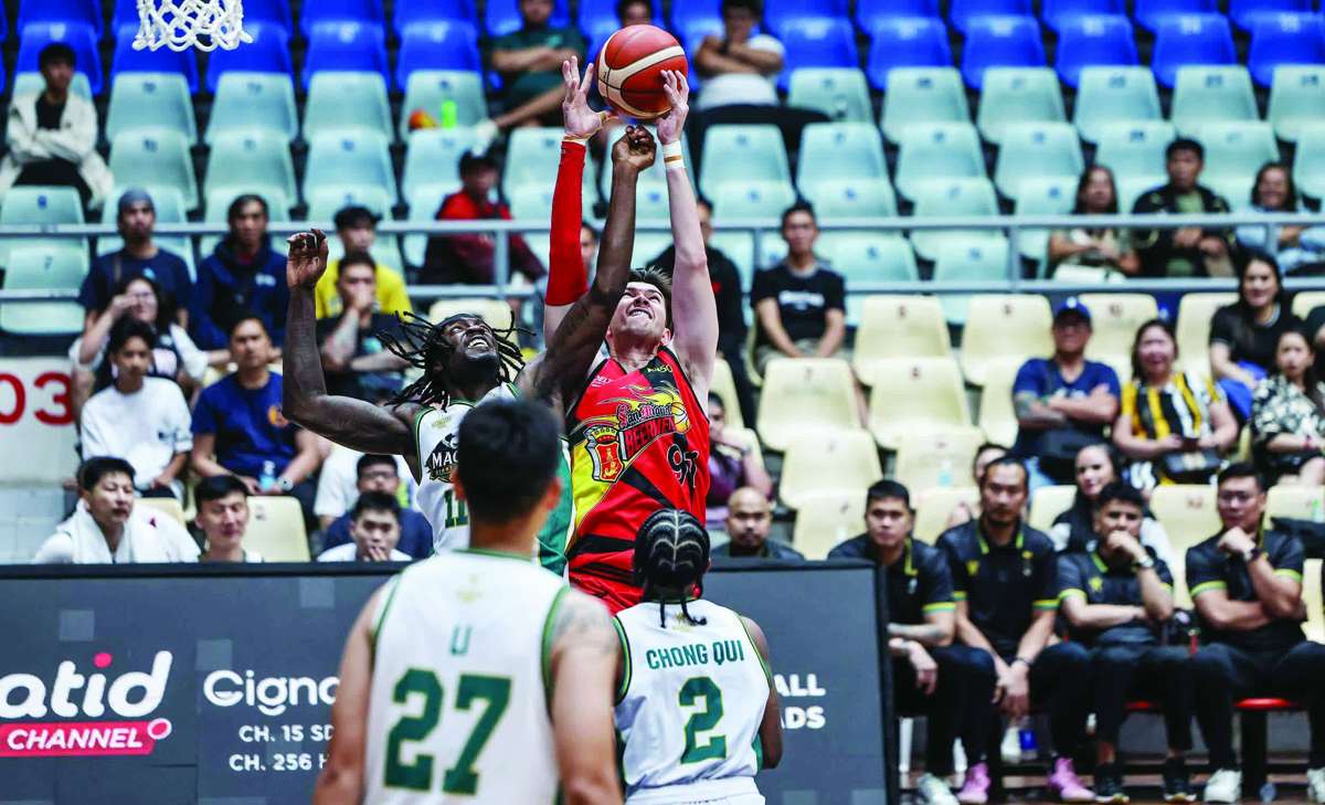 Rodney Brondial of the San Miguel Beermen grabs a rebound against the Macau Giant Pandas in the PBA Season 50 Governors' Cup. (PBA Media photo)